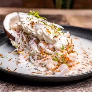 Ceviche encocado