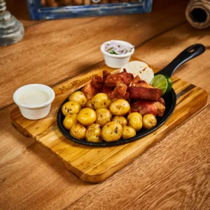 Chicharrón carnudo