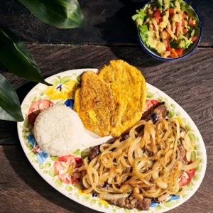 Higado encebollado