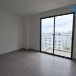 121513918-18-1743537307